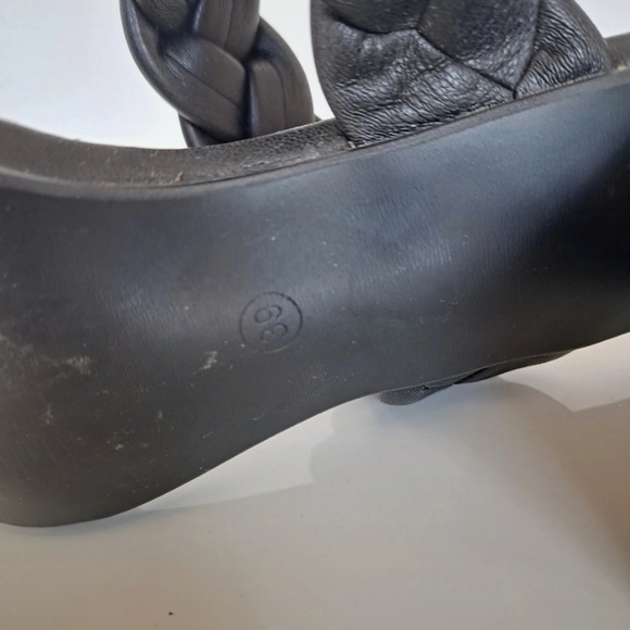 Envy Size 39 Uk 6 Black 'Knot To Miss' Braided Faux Leather Heel Sandals, Mules. - Picture 5 of 14